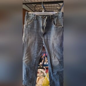 Vintage Faded Wash Wrangler Men's Light Blue Straight Jeans